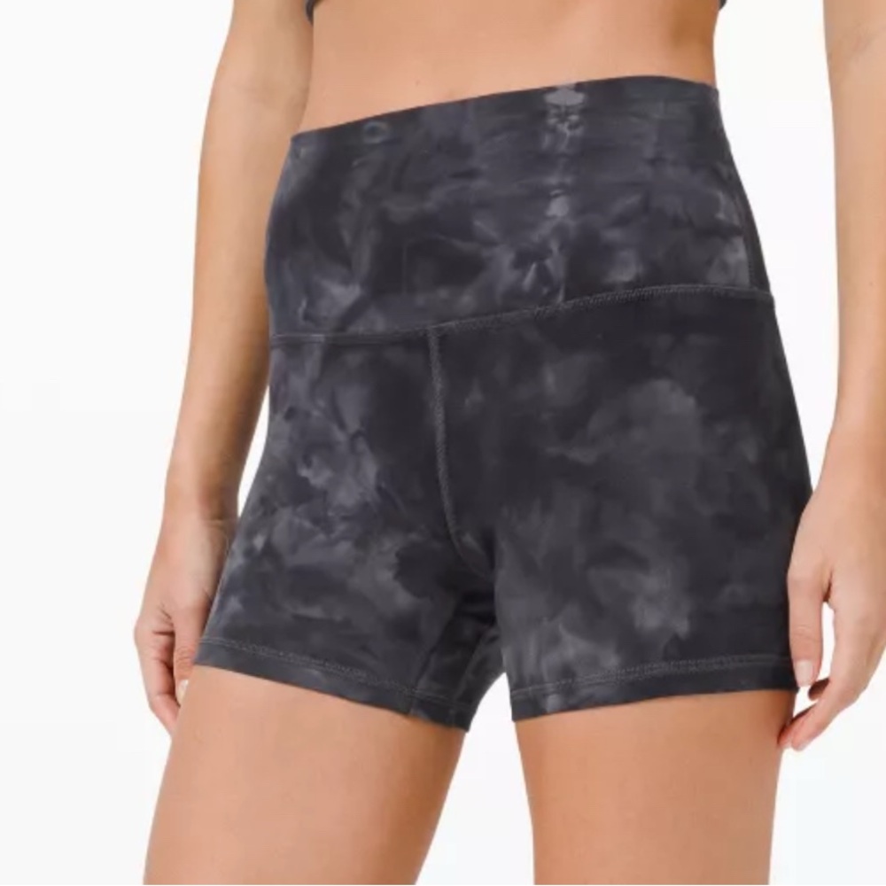 LULULEMON Align™ Short 4" Diamond Dye
